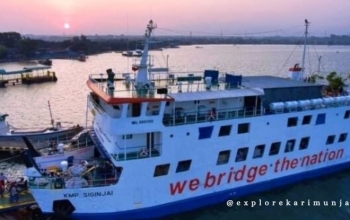 kapal-ferry-siginjai-karimunjawa