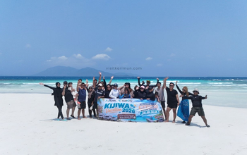 rombongan ke karimunjawa